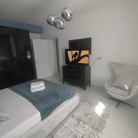 Apartment Pam Mamaia